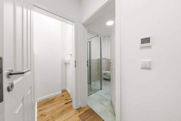 Wohnungsflur mit Abstellraum