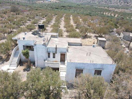 Kreta, Milatos: Anwesen mit vielen Möglichkeiten - nahe am Meer - zu verkaufen