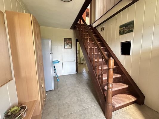 EG - Treppe ins DG führend