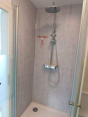 Duschbad, 2 Ebene