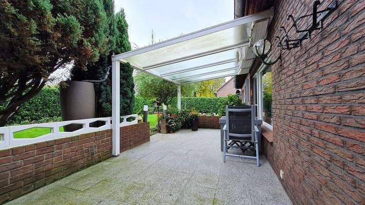 Überdachte Terrasse