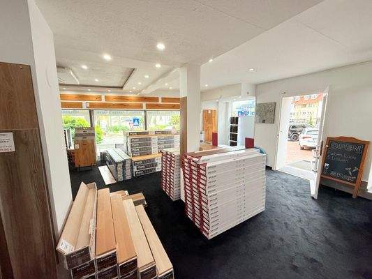 WhatsApp Image 2025-09-17 at 16.45.47 (3).jpeg