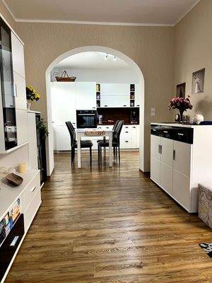 Wohnzimmer und Küche