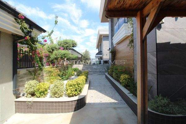 Furnished Duplex House with Pool in Belek Antalya