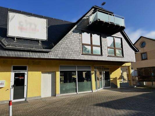 Eingang Fitness Center / Wohnung