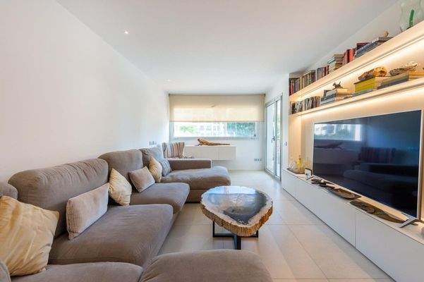 4 bedroom apartment for sale in Ibiza 2