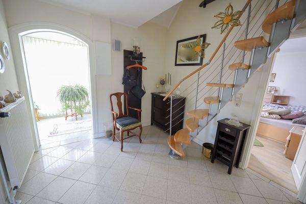 384bdf71-1a5b-4ef4-8a64-95a3e61bdfe5