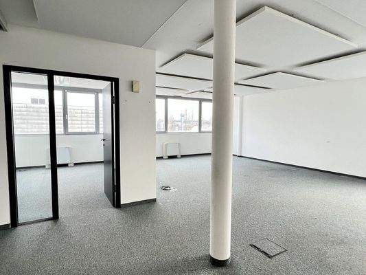 Top 7 weiterer Büroraum