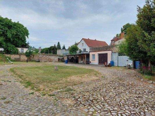 Grundstück, vorderer Teil (2)