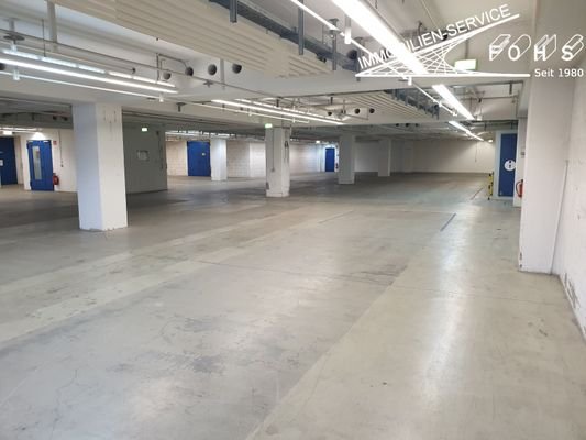 Halle UG 661,7 m² Geb. 4 FOTO 4