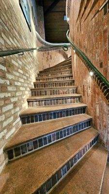 Treppe vom Erd- zum Obergesch.