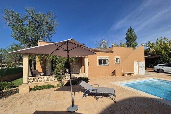 Charmantes Einfamilienhaus in Palmanyola mit Pool und Garage