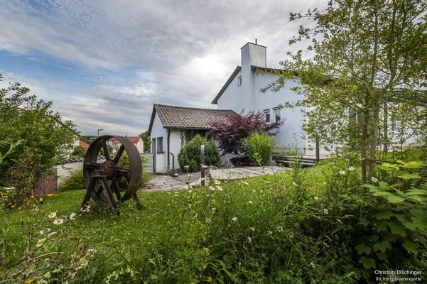 Hausansicht vom Garten