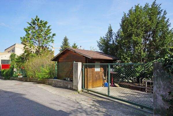 Gerätehaus und Abstellplatz an der Vinzenz-Heß-Gasse