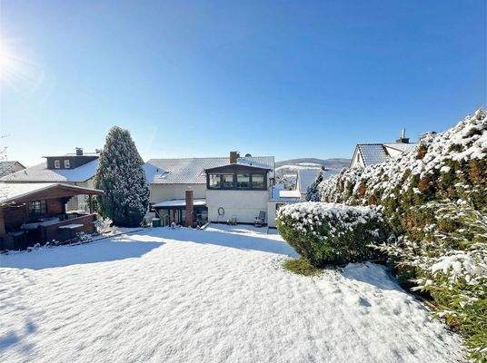 Großer Garten mit Weitblick