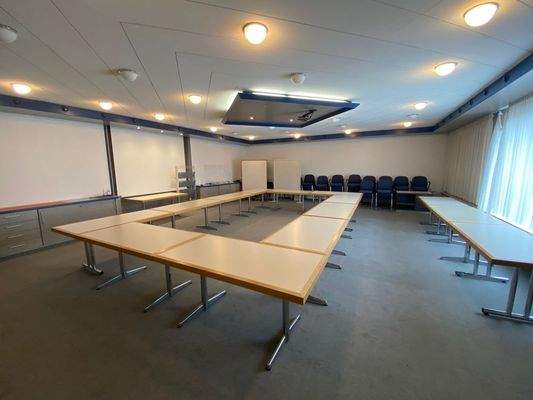 Großzügiger Büroraum teilungsfähig