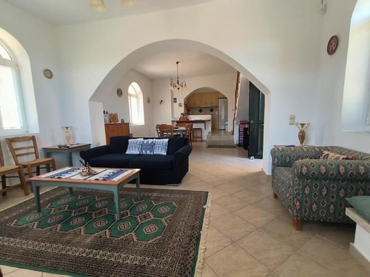 Kreta, Varipetro: Traditionelle Villa in der Nähe von Chania zu verkaufen