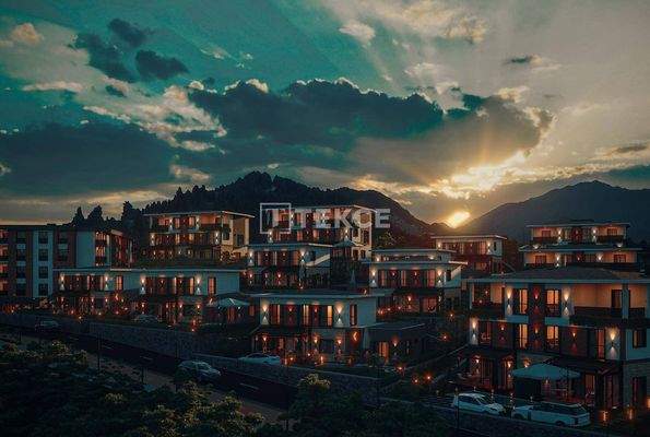 Sea View Houses Intertwined the Nature in Trabzon