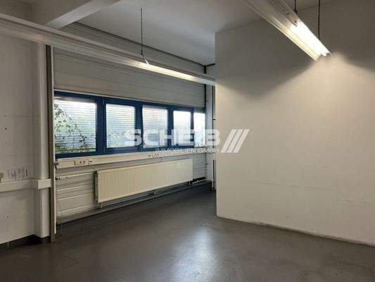 Büroraum in der Halle
