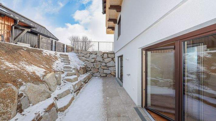 KITZIMMO-Exklusive Gartenwohnung in sonniger Ruhelage mieten - Immobilien Oberndorf.