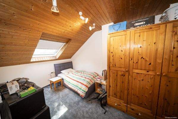 Zimmer 2 Dachgeschoss