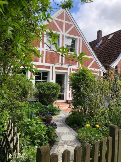Charme und Moderne im Jorker Original - Terrasse und Gartenoase inklusive