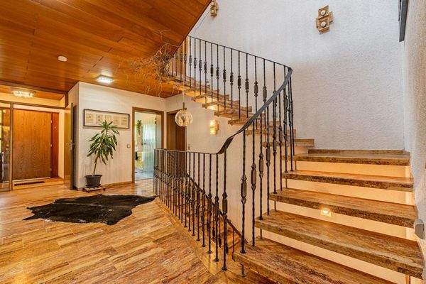 Majestätisches Treppenhaus