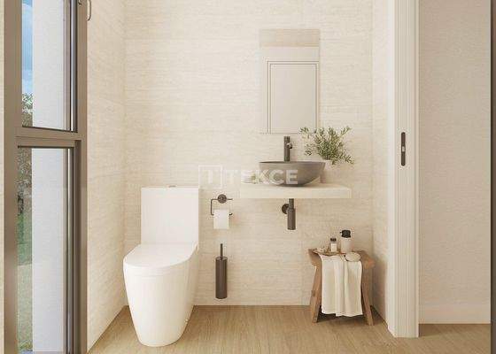 Townhouses with a Private Garden in Prime Location in Malaga