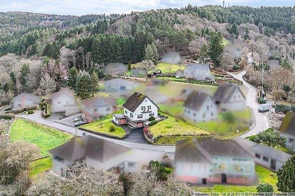 von viel Natur umgeben