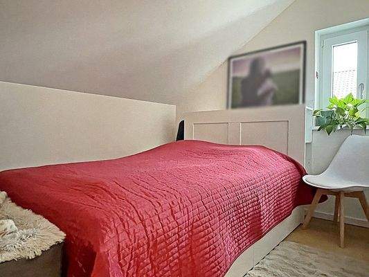 Ankleide Kinderzimmer OG.jpg