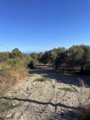 Kreta, Episkopi: Grundstück mit Meerblick, nahe dem Strand zu verkaufen