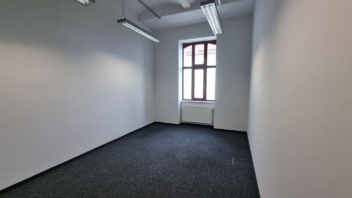 Büro 4