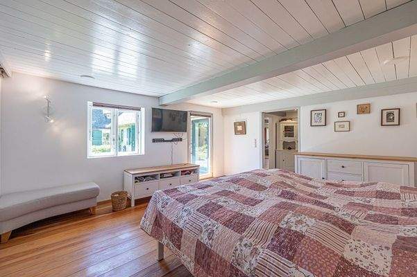 schöner Blick in den Garten 