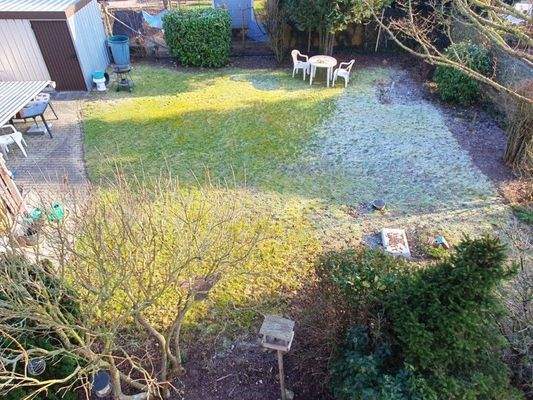 07 - Blick OG in Garten