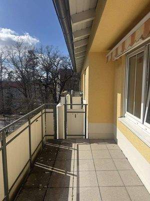 Südbalkon Bild 2.jpg