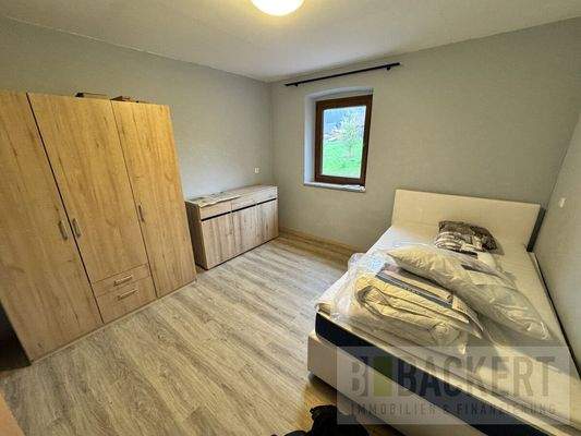 Schlaf-/Kinderzimmer OG