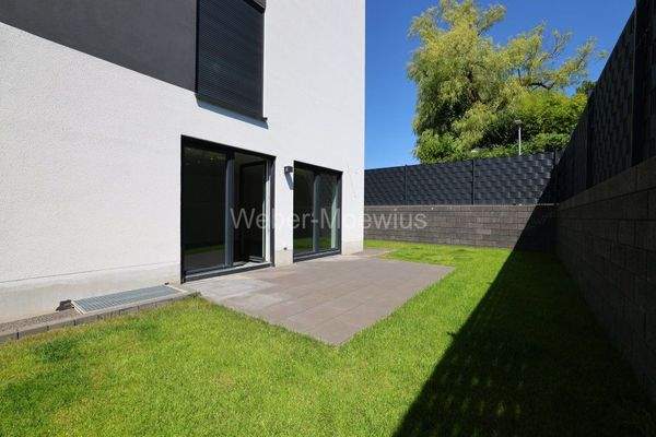 3416 Terrasse + Garten a