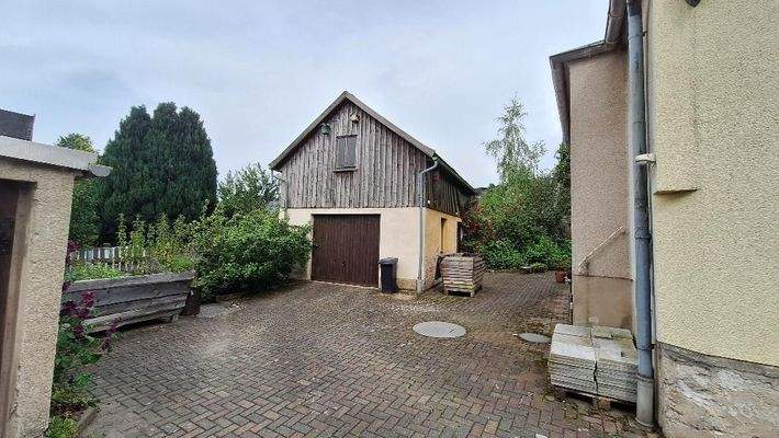 Große Garage in der Remise