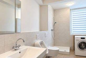 Badezimmer EG