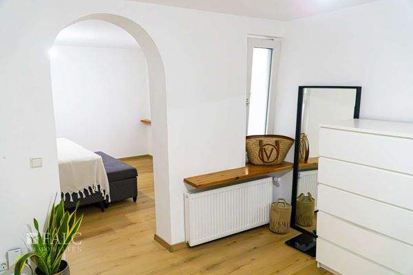 Ankleide-/Schlafzimer