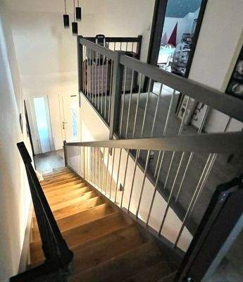 DG Treppe, hochwertig