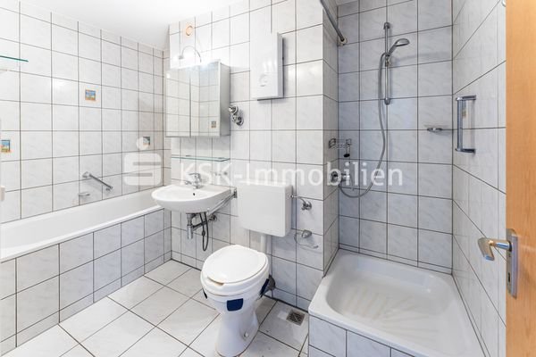 131403 Badezimmer