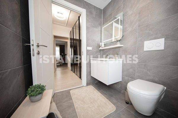 Flats with En-Suite Bathroom and Balcony in Avcilar Istanbul