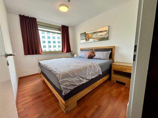 Schlafzimmer 2