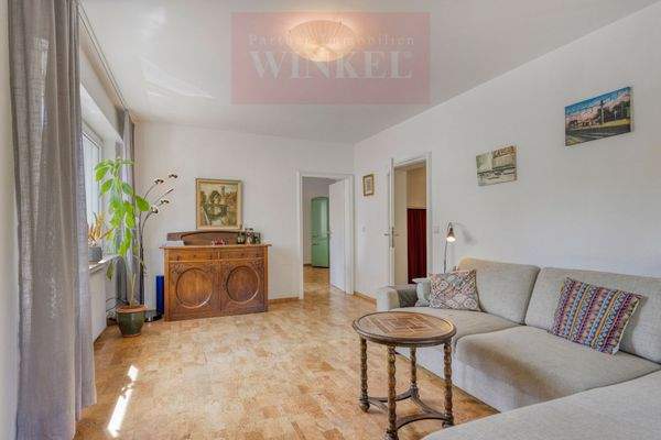 Wohnzimmer nach innen