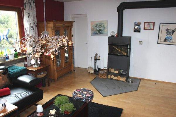 Wohnzimmer mit Ofen EG