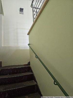 Aufgang zu den Büro´s und Nassräumen