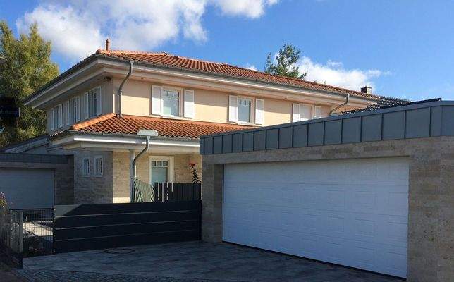 Garage II / Auffahrt 