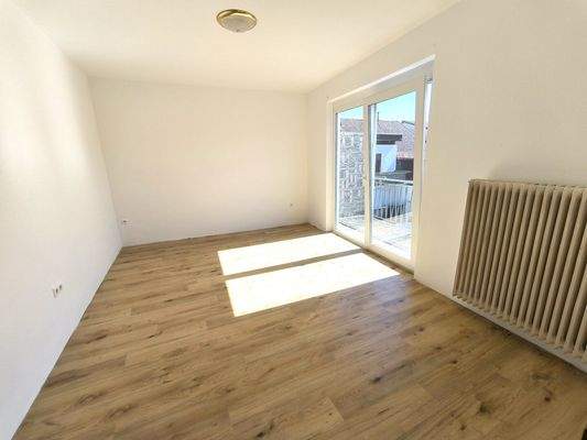 Zimmer 4 im 2. OG mit Balkon