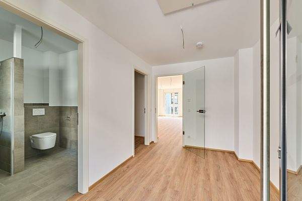 Leo III N 6.2. Eingang Flur.jpg